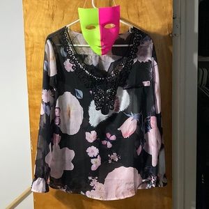 Lovely Sheer Blouse🦋🤑